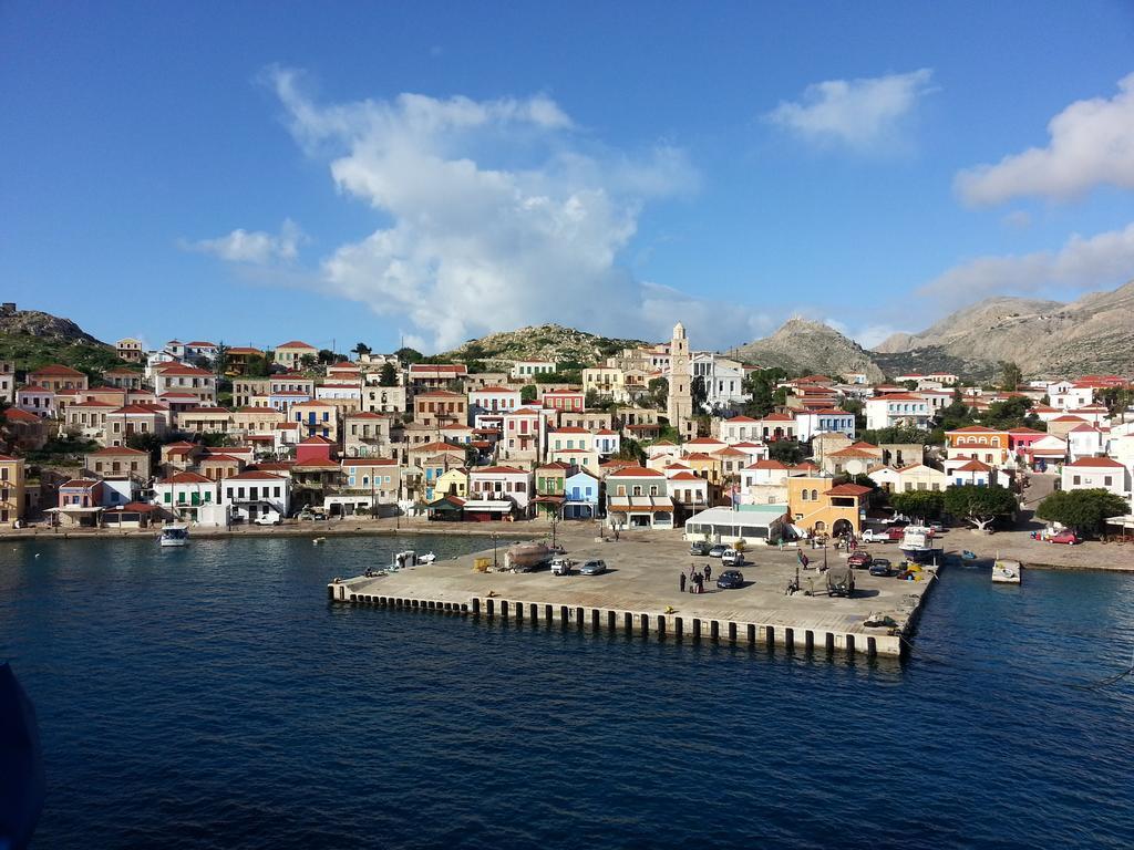 Mika'S House Villa Chalki Town Стая снимка