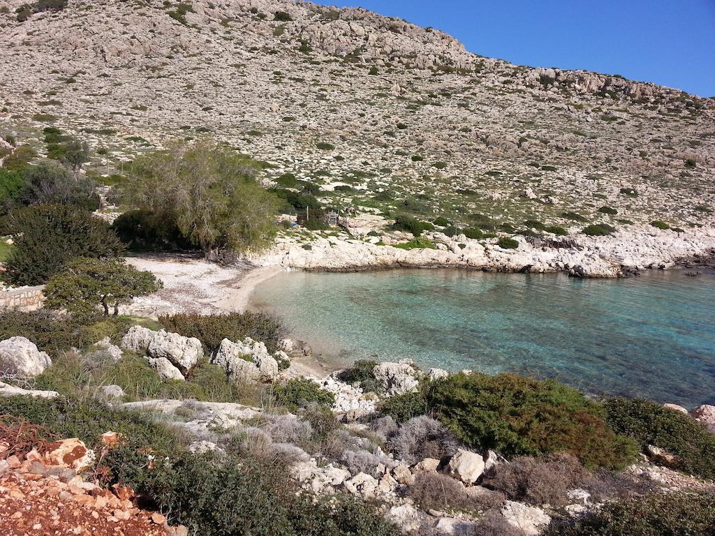 Mika'S House Villa Chalki Town Стая снимка