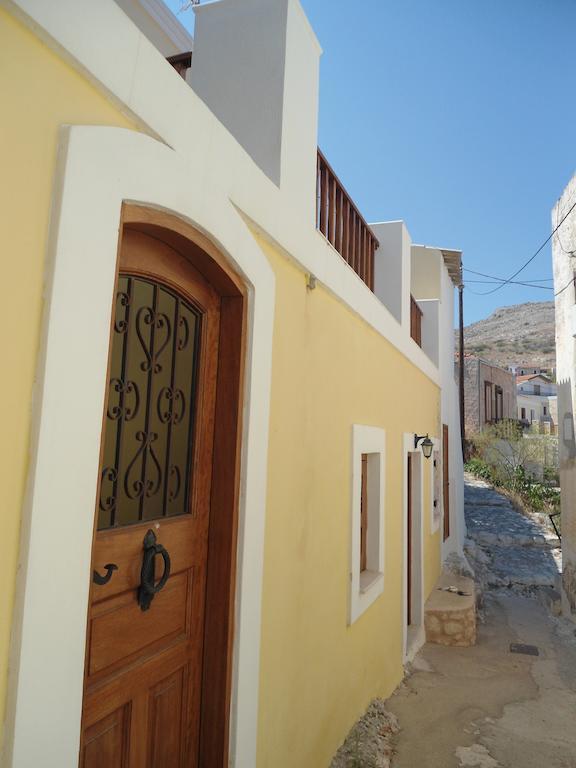 Mika'S House Villa Chalki Town Стая снимка